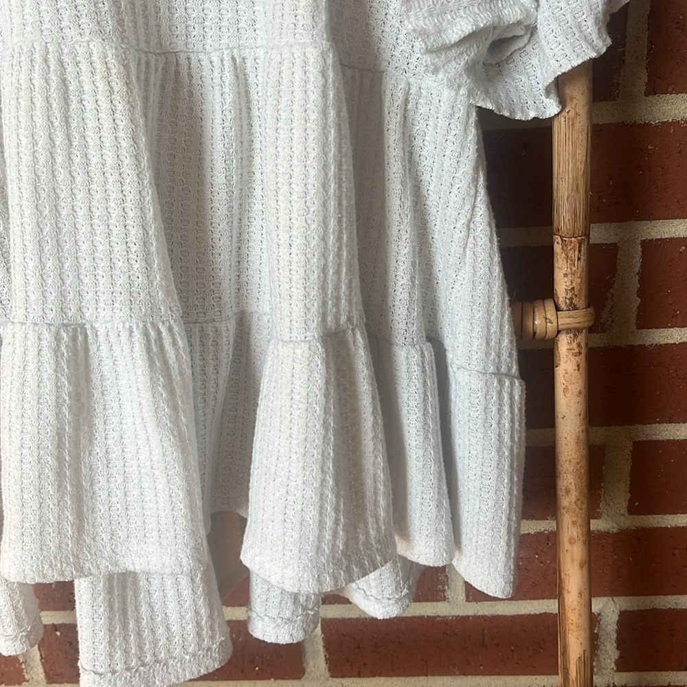 White Ruffled Textured Top - Picture 5 of 6